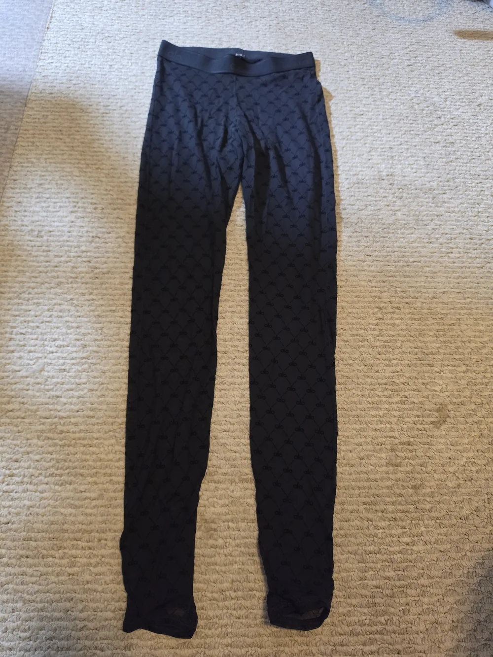 ALO Yoga Flocked Chalet Stirrup Leggings with Logo